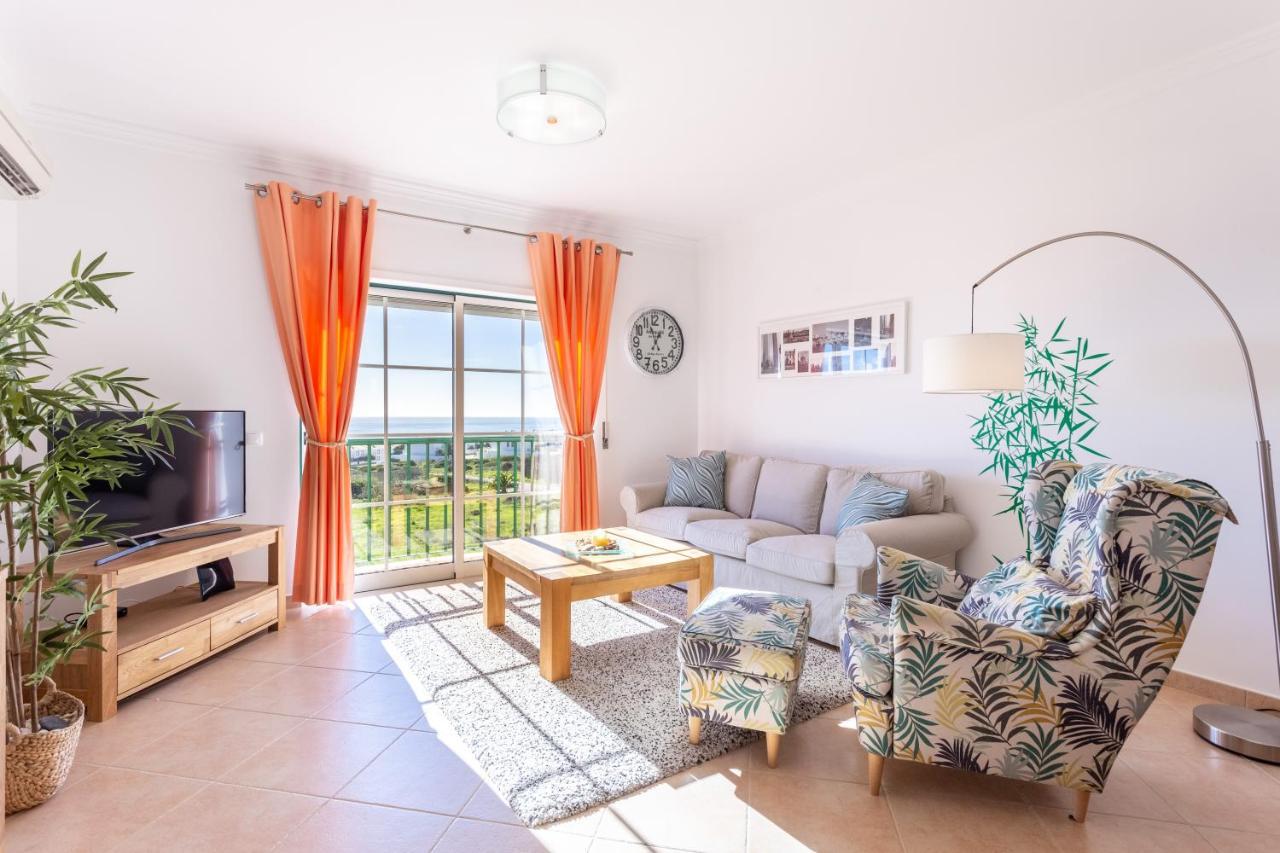 Lovely 2 Bedroom Apartment Including Pool, Stunning Ocean Views & Beach Closeby Luz Esterno foto