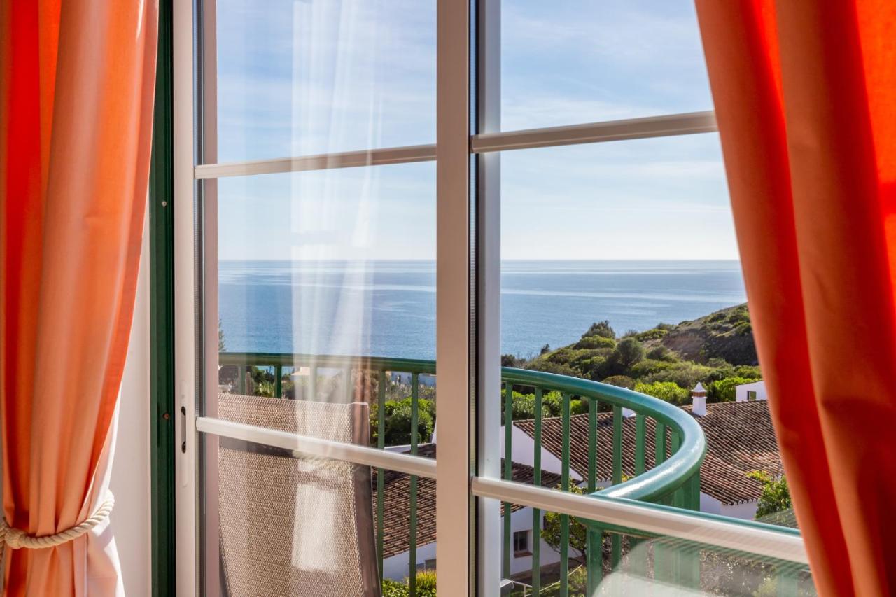Lovely 2 Bedroom Apartment Including Pool, Stunning Ocean Views & Beach Closeby Luz Esterno foto