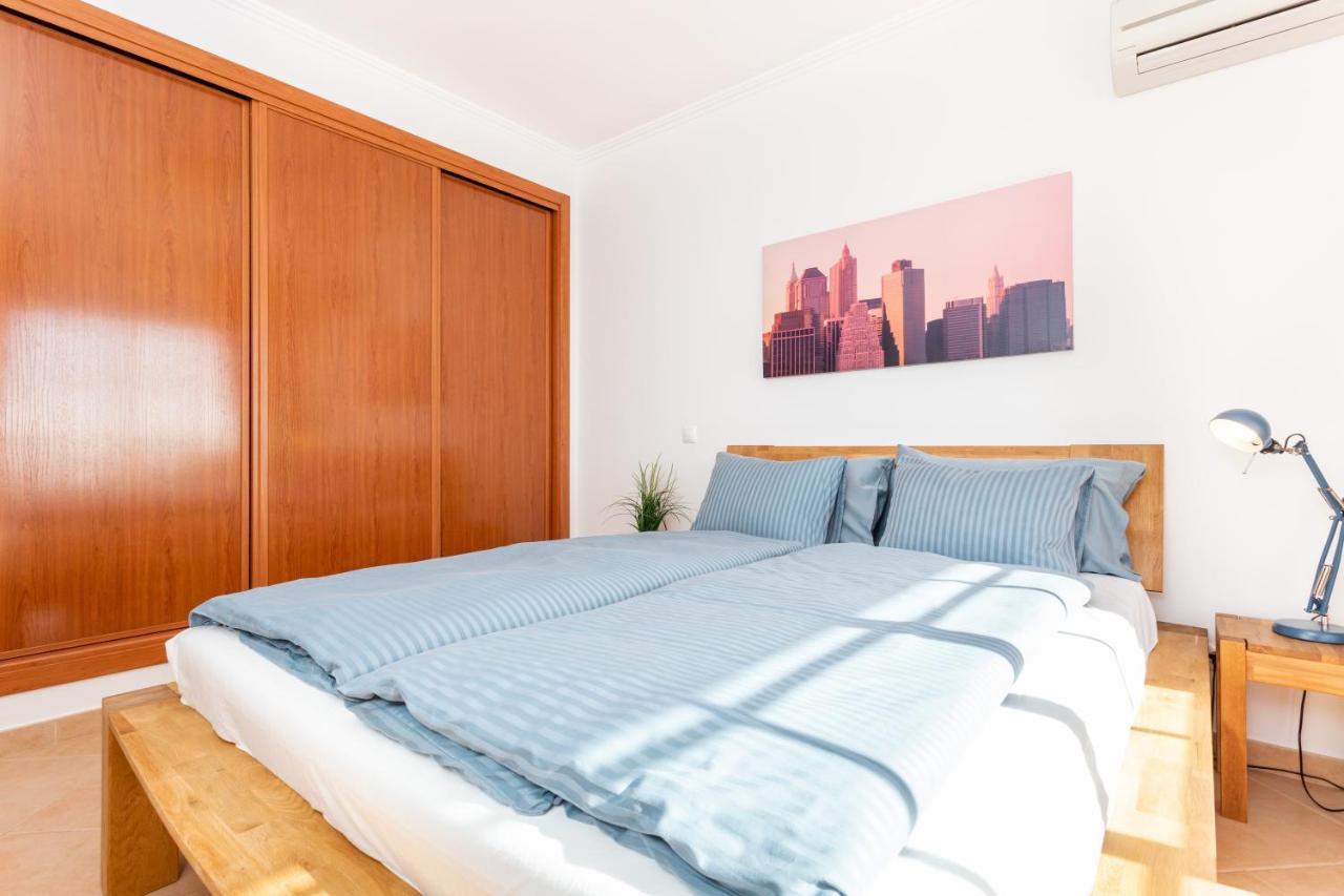 Lovely 2 Bedroom Apartment Including Pool, Stunning Ocean Views & Beach Closeby Luz Esterno foto